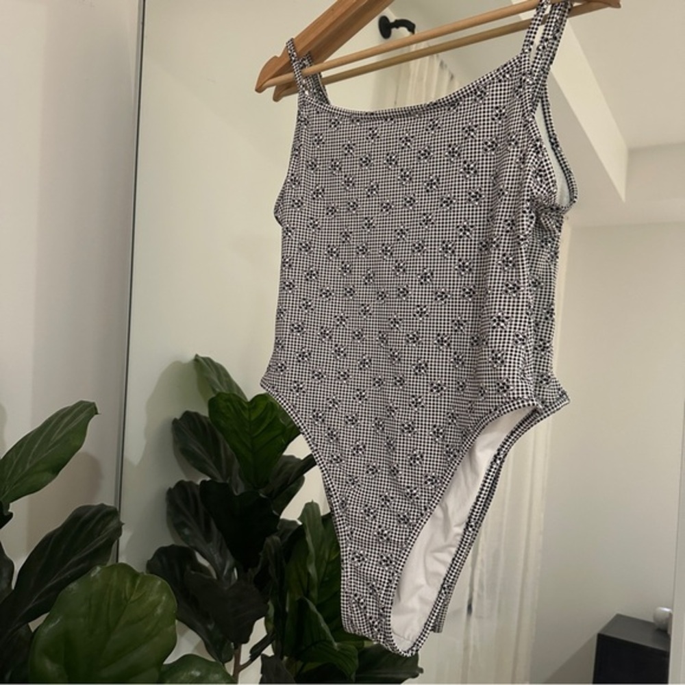 PINK Victoria's Secret x Frankie’s Bikinis Poppi One Piece